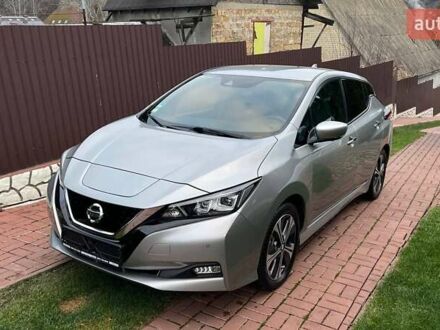 Серый Ниссан Лиф, объемом двигателя 0 л и пробегом 48 тыс. км за 14300 $, фото 1 на Automoto.ua