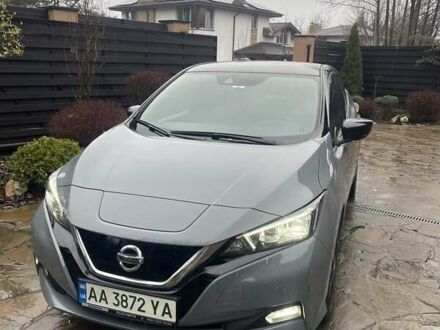 Серый Ниссан Лиф, объемом двигателя 0 л и пробегом 108 тыс. км за 15000 $, фото 1 на Automoto.ua