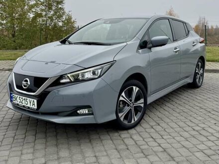 Серый Ниссан Лиф, объемом двигателя 0 л и пробегом 28 тыс. км за 19300 $, фото 1 на Automoto.ua