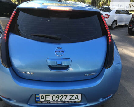 Синий Ниссан Лиф, объемом двигателя 0 л и пробегом 65 тыс. км за 5700 $, фото 6 на Automoto.ua