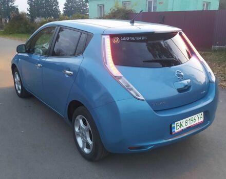 Ниссан Лиф 2011 в Млынове на Automoto.ua Синий Ниссан Лиф, объемом двигателя 1.6 л и пробегом 100 тыс. км за 3900 $, фото 5 на Automoto.ua