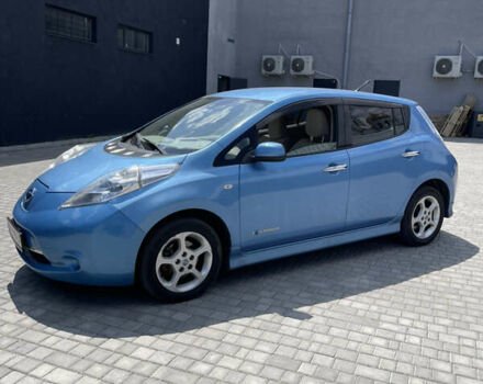 Синий Ниссан Лиф, объемом двигателя 0 л и пробегом 140 тыс. км за 4500 $, фото 1 на Automoto.ua