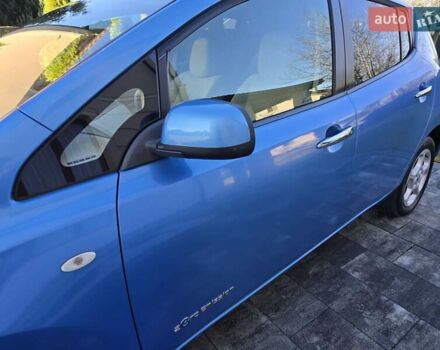 Синий Ниссан Лиф, объемом двигателя 0 л и пробегом 80 тыс. км за 4300 $, фото 37 на Automoto.ua