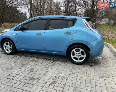 Синій Ніссан Ліф, об'ємом двигуна 0 л та пробігом 200 тис. км за 6600 $, фото 4 на Automoto.ua