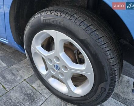 Синий Ниссан Лиф, объемом двигателя 0 л и пробегом 80 тыс. км за 4300 $, фото 42 на Automoto.ua