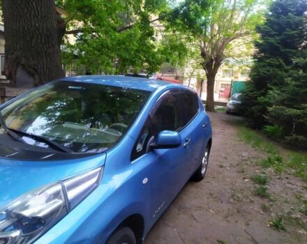 Синий Ниссан Лиф, объемом двигателя 0 л и пробегом 139 тыс. км за 3200 $, фото 1 на Automoto.ua