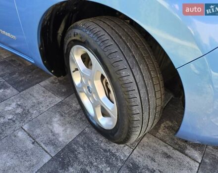 Синий Ниссан Лиф, объемом двигателя 0 л и пробегом 80 тыс. км за 4300 $, фото 54 на Automoto.ua