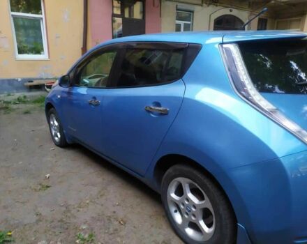 Синий Ниссан Лиф, объемом двигателя 0 л и пробегом 139 тыс. км за 3200 $, фото 3 на Automoto.ua