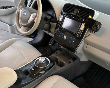 Синий Ниссан Лиф, объемом двигателя 0 л и пробегом 161 тыс. км за 5150 $, фото 10 на Automoto.ua