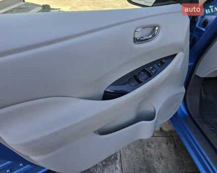 Синий Ниссан Лиф, объемом двигателя 0 л и пробегом 80 тыс. км за 4300 $, фото 12 на Automoto.ua