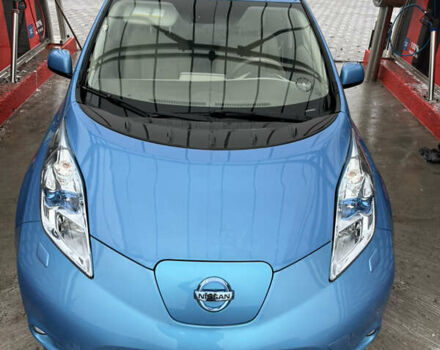 Синий Ниссан Лиф, объемом двигателя 0 л и пробегом 107 тыс. км за 4350 $, фото 1 на Automoto.ua