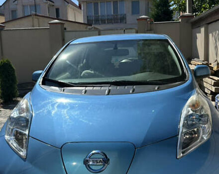 Синий Ниссан Лиф, объемом двигателя 0 л и пробегом 130 тыс. км за 5200 $, фото 2 на Automoto.ua