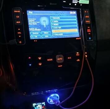 Синій Ніссан Ліф, об'ємом двигуна 0 л та пробігом 114 тис. км за 5400 $, фото 11 на Automoto.ua