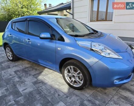 Синий Ниссан Лиф, объемом двигателя 0 л и пробегом 116 тыс. км за 5500 $, фото 8 на Automoto.ua