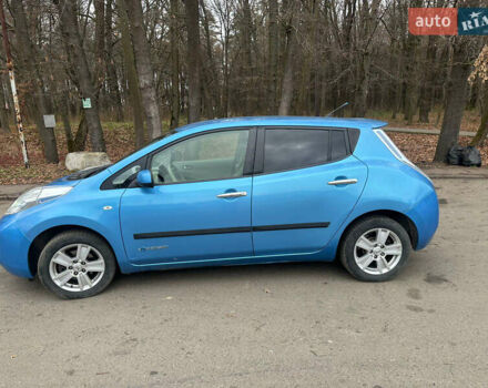 Синий Ниссан Лиф, объемом двигателя 0 л и пробегом 97 тыс. км за 4400 $, фото 5 на Automoto.ua
