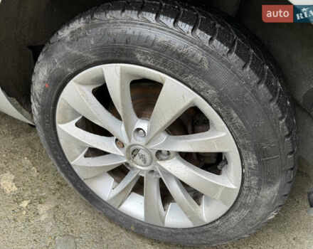 Синій Ніссан Ліф, об'ємом двигуна 0 л та пробігом 92 тис. км за 4990 $, фото 24 на Automoto.ua