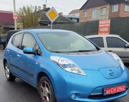 Синий Ниссан Лиф, объемом двигателя 0 л и пробегом 100 тыс. км за 4500 $, фото 2 на Automoto.ua