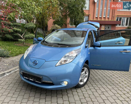 Синій Ніссан Ліф, об'ємом двигуна 0 л та пробігом 63 тис. км за 5500 $, фото 2 на Automoto.ua
