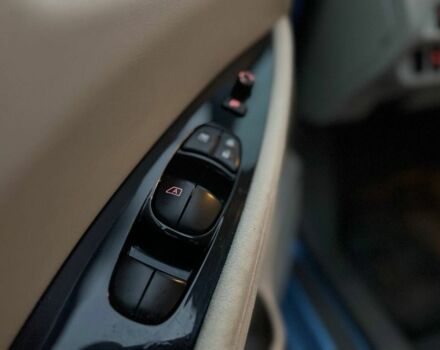 Синій Ніссан Ліф, об'ємом двигуна 0 л та пробігом 138 тис. км за 4300 $, фото 19 на Automoto.ua