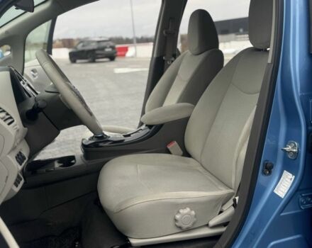 Синий Ниссан Лиф, объемом двигателя 0 л и пробегом 138 тыс. км за 4700 $, фото 18 на Automoto.ua
