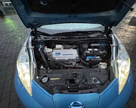 Синій Ніссан Ліф, об'ємом двигуна 0 л та пробігом 138 тис. км за 4300 $, фото 20 на Automoto.ua