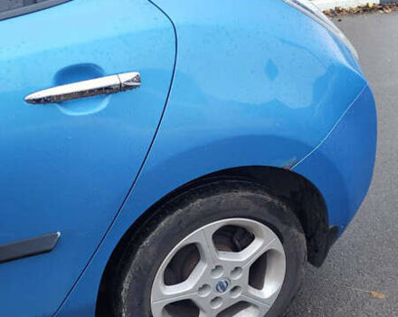 Синий Ниссан Лиф, объемом двигателя 0 л и пробегом 100 тыс. км за 4500 $, фото 8 на Automoto.ua