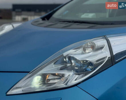 Синий Ниссан Лиф, объемом двигателя 0 л и пробегом 138 тыс. км за 4700 $, фото 19 на Automoto.ua