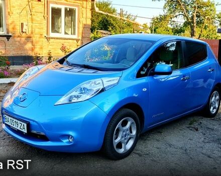 Синий Ниссан Лиф, объемом двигателя 0 л и пробегом 112 тыс. км за 5500 $, фото 1 на Automoto.ua