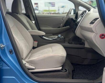 Синий Ниссан Лиф, объемом двигателя 0 л и пробегом 138 тыс. км за 4700 $, фото 14 на Automoto.ua