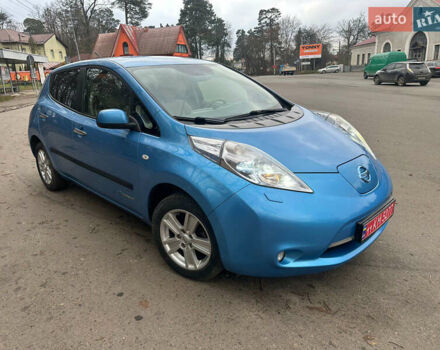 Синий Ниссан Лиф, объемом двигателя 0 л и пробегом 97 тыс. км за 4400 $, фото 3 на Automoto.ua