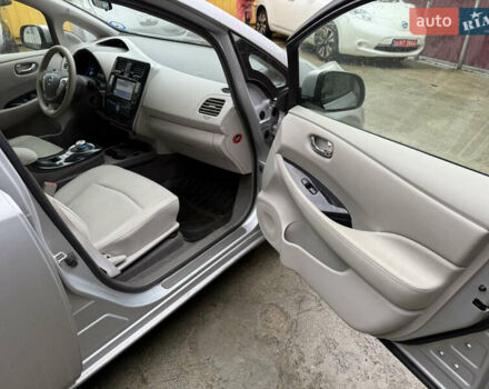 Синій Ніссан Ліф, об'ємом двигуна 0 л та пробігом 92 тис. км за 4990 $, фото 30 на Automoto.ua