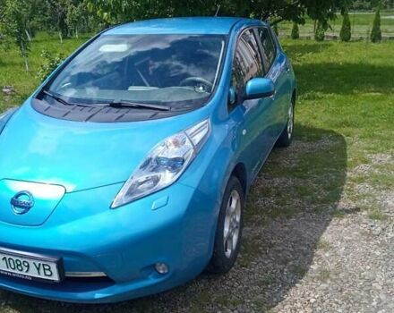 Синий Ниссан Лиф, объемом двигателя 0 л и пробегом 94 тыс. км за 4400 $, фото 1 на Automoto.ua