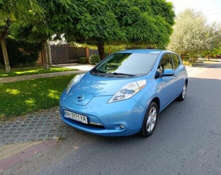 Синий Ниссан Лиф, объемом двигателя 0 л и пробегом 145 тыс. км за 5000 $, фото 2 на Automoto.ua