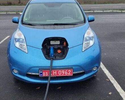 Синий Ниссан Лиф, объемом двигателя 0 л и пробегом 100 тыс. км за 3600 $, фото 4 на Automoto.ua