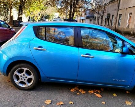 Синий Ниссан Лиф, объемом двигателя 0 л и пробегом 110 тыс. км за 5500 $, фото 3 на Automoto.ua