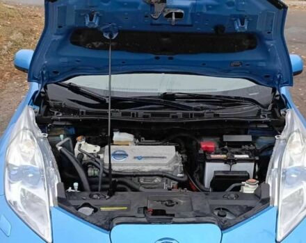 Синий Ниссан Лиф, объемом двигателя 0 л и пробегом 115 тыс. км за 5850 $, фото 2 на Automoto.ua