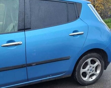 Синий Ниссан Лиф, объемом двигателя 0 л и пробегом 100 тыс. км за 3600 $, фото 11 на Automoto.ua