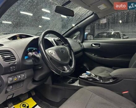 Ниссан Лиф 2013 в Черновцах на Automoto.ua Синий Ниссан Лиф, объемом двигателя 0 л и пробегом 130 тыс. км за 6000 $, фото 18 на Automoto.ua