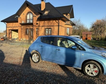 Синій Ніссан Ліф, об'ємом двигуна 0 л та пробігом 103 тис. км за 4800 $, фото 4 на Automoto.ua
