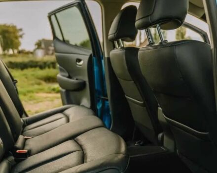 Синий Ниссан Лиф, объемом двигателя 0 л и пробегом 90 тыс. км за 4100 $, фото 9 на Automoto.ua