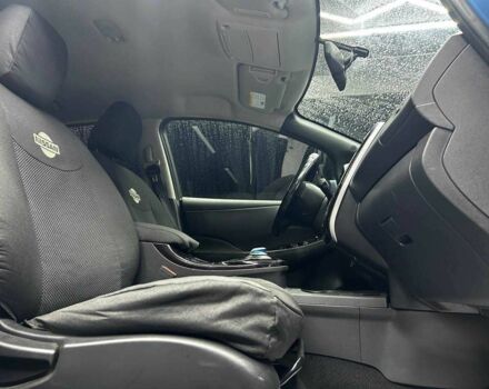 Ніссан Ліф 2013 у Чернівцях на Automoto.ua Синій Ніссан Ліф, об'ємом двигуна 0 л та пробігом 130 тис. км за 6000 $, фото 7 на Automoto.ua