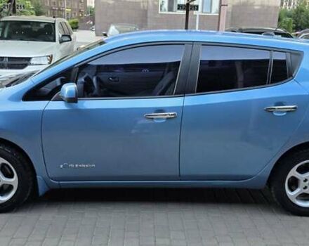 Синий Ниссан Лиф, объемом двигателя 0 л и пробегом 152 тыс. км за 6700 $, фото 4 на Automoto.ua