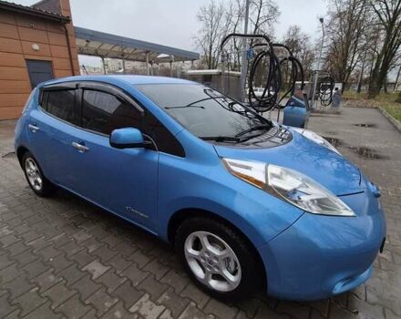 Синий Ниссан Лиф, объемом двигателя 0 л и пробегом 130 тыс. км за 6500 $, фото 1 на Automoto.ua