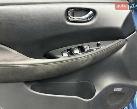 Ниссан Лиф 2013 в Черновцах на Automoto.ua Синий Ниссан Лиф, объемом двигателя 0 л и пробегом 130 тыс. км за 6000 $, фото 21 на Automoto.ua