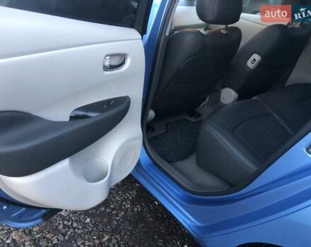 Синий Ниссан Лиф, объемом двигателя 0 л и пробегом 73 тыс. км за 4500 $, фото 7 на Automoto.ua