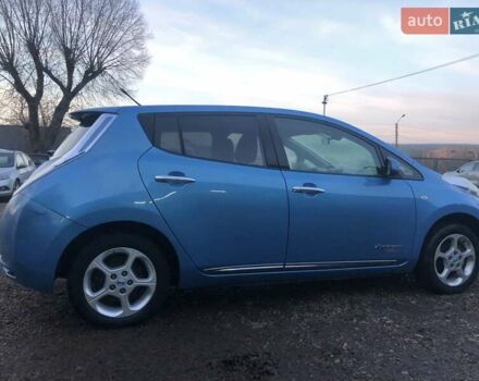 Синий Ниссан Лиф, объемом двигателя 0 л и пробегом 73 тыс. км за 4500 $, фото 11 на Automoto.ua