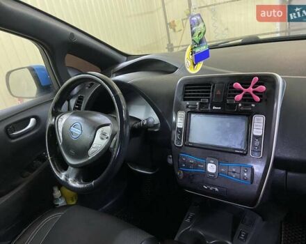 Синій Ніссан Ліф, об'ємом двигуна 0 л та пробігом 153 тис. км за 11500 $, фото 3 на Automoto.ua