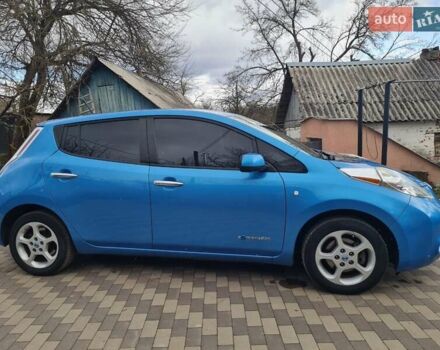 Синий Ниссан Лиф, объемом двигателя 0 л и пробегом 97 тыс. км за 7700 $, фото 1 на Automoto.ua