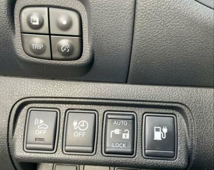 Ниссан Лиф 2013 в Виннице на Automoto.ua Синий Ниссан Лиф, объемом двигателя 0 л и пробегом 163 тыс. км за 7000 $, фото 4 на Automoto.ua