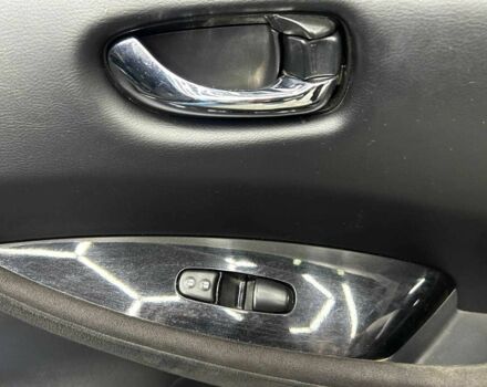 Ніссан Ліф 2013 у Чернівцях на Automoto.ua Синій Ніссан Ліф, об'ємом двигуна 0 л та пробігом 130 тис. км за 6000 $, фото 6 на Automoto.ua